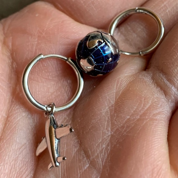 NWOT Airplane and World Map Earrings for Women Genuine 925 Sterling Silver - Picture 4 of 9